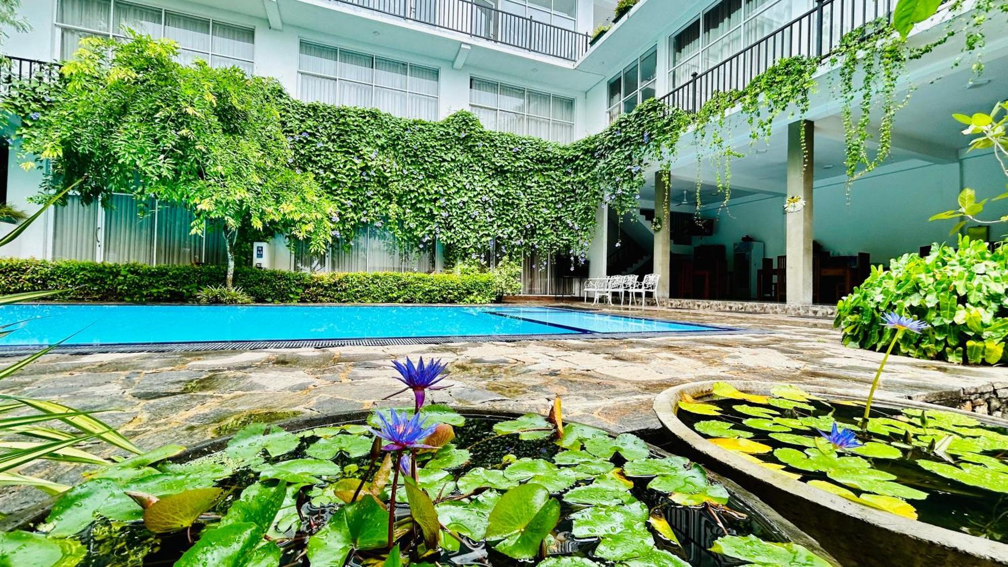 Salubrious Resort Anuradhapura Exterior foto